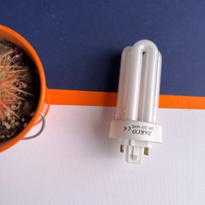 لامپ کم مصرف 20 وات زاککو مدل 2 یو 4 پین پایه G24q